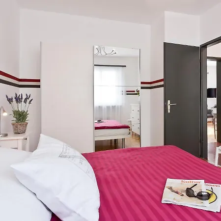 Apartmán Penthouse By Interhome