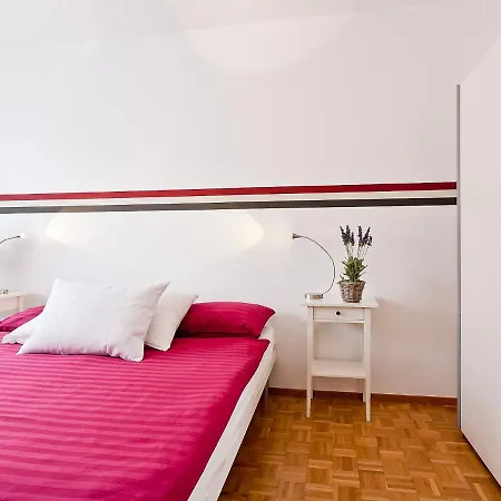 Penthouse By Interhome Appartamento